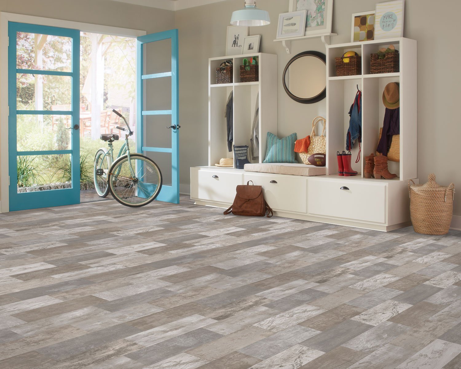 Why luxury vinyl flooring is ideal for pet-friendly homes