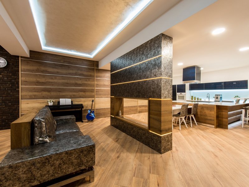 Luxury vinyl flooring styles